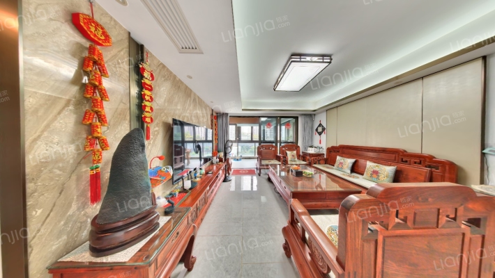 融信天樾府二手房实景图