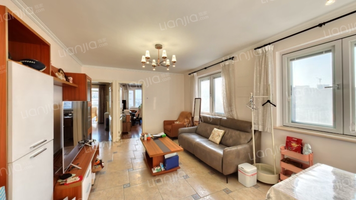 水利新宿舍二手房实景图