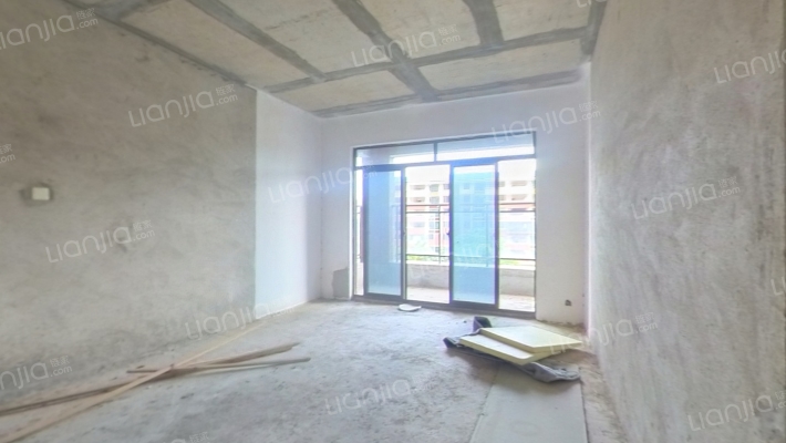 天嘉天樾二手房实景图