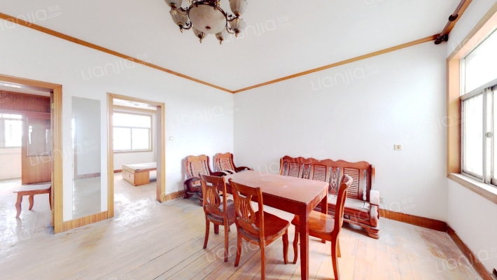 新建村二手房实景图