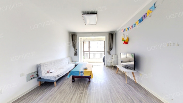 三居 中间层 房本满二 精装修 保利物业 集中供暖小区-客厅