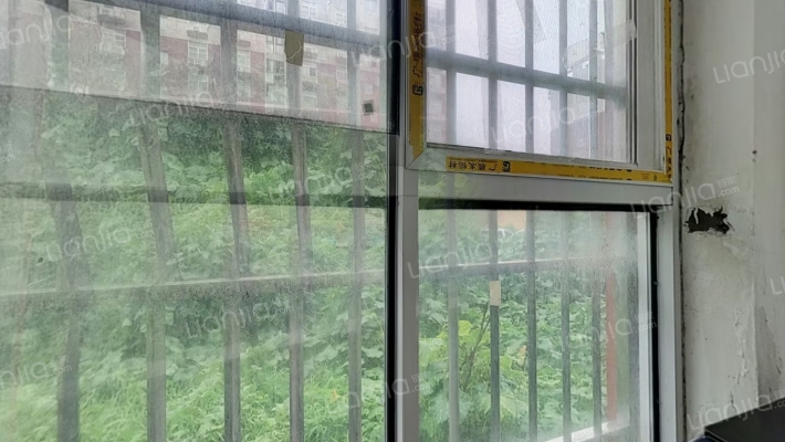 幸福家园小区二手房实景图