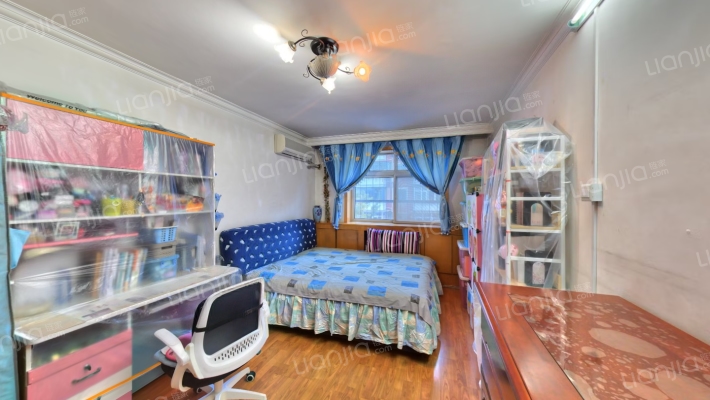 红医里二手房实景图