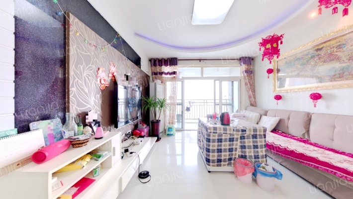 颜龙山水城二手房实景图