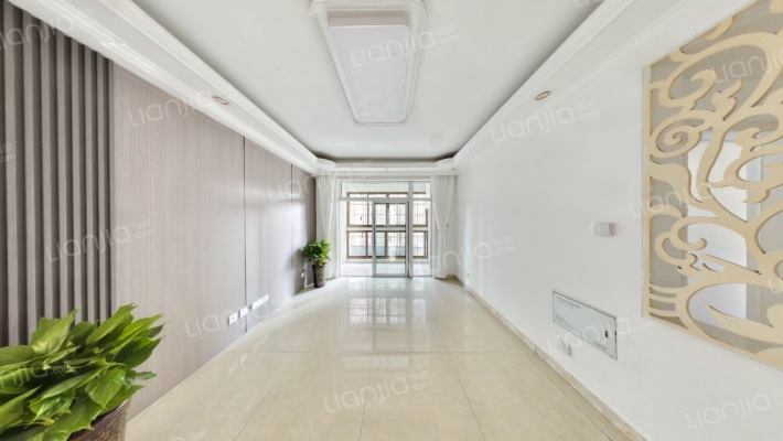 托斯卡纳小镇二手房实景图