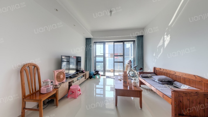 方直彩虹里二手房实景图