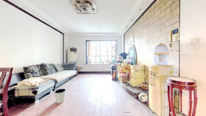 人和佳苑二手房实景图