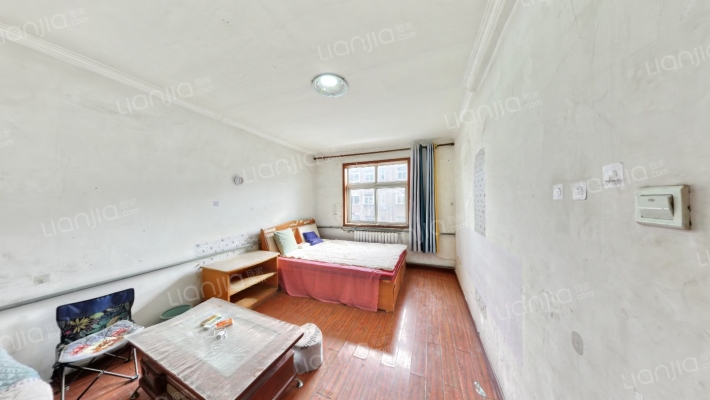 凤凰山路68号二手房实景图