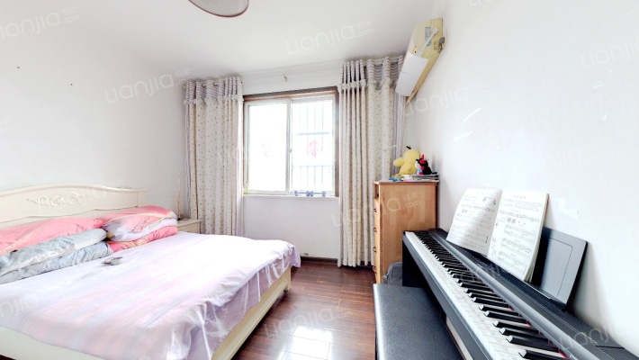 望燕名居二手房实景图