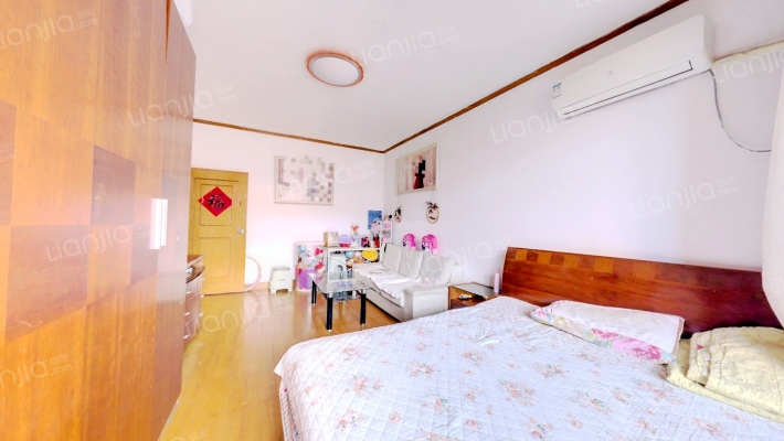 佳虹小区二手房实景图