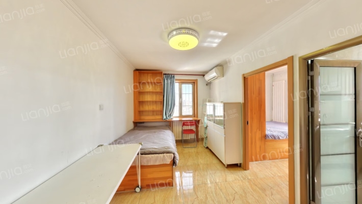 安定路二手房实景图