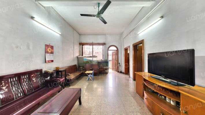 钟村镇解放路二手房实景图