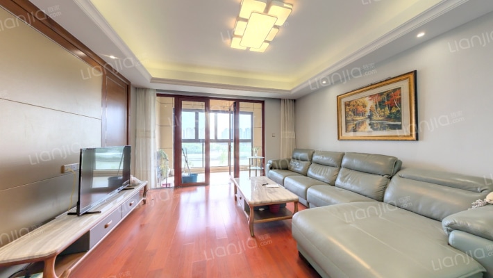 颐和湾花园二手房实景图