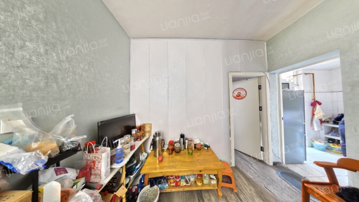 荆竹小区8号院二手房实景图