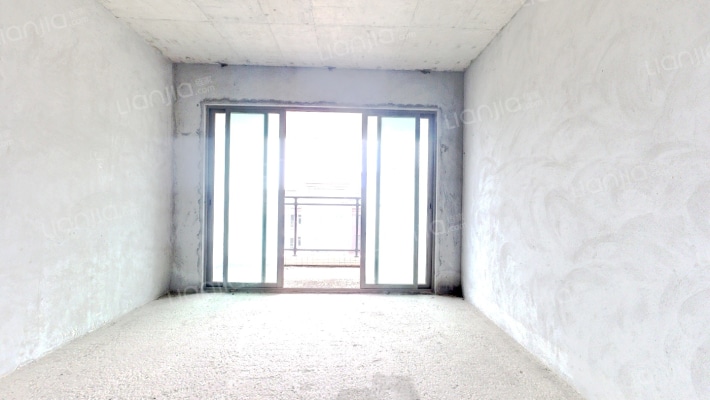 东信新天华府二手房实景图