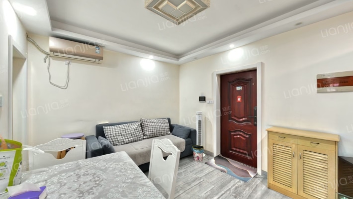 涨鉴碶小区二手房实景图