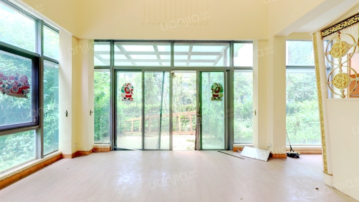 昆明滇池高尔夫二手房实景图