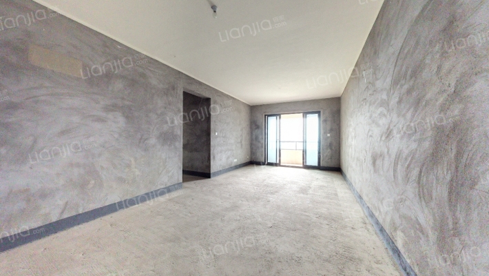 中伦金海岸二手房实景图