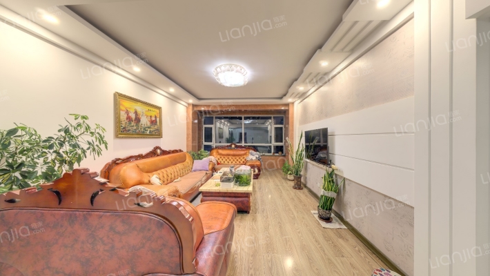 昊泽富苑二手房实景图