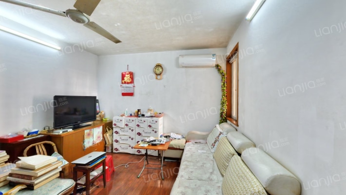 海华三和嘉园二手房实景图