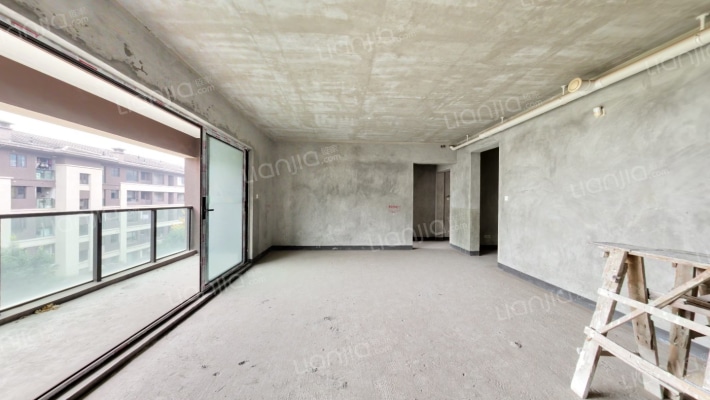 金科金辉博翠山揽翠二手房实景图