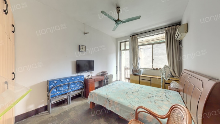 桐君路二手房实景图