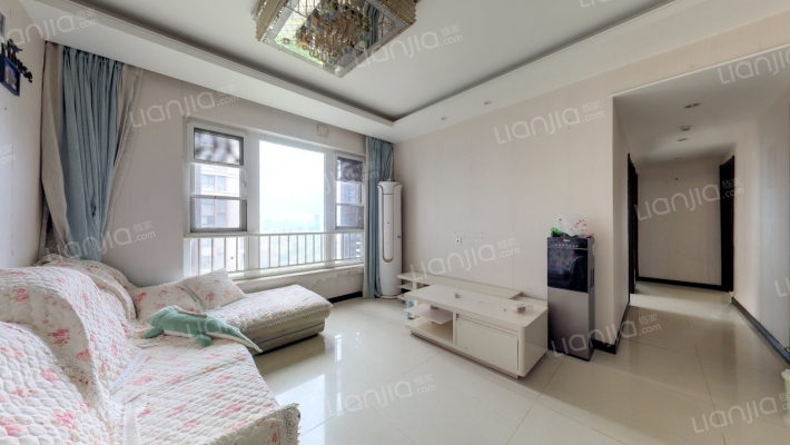 万科海悦汇城东区二手房实景图