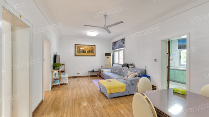 镇兴路170号院二手房实景图