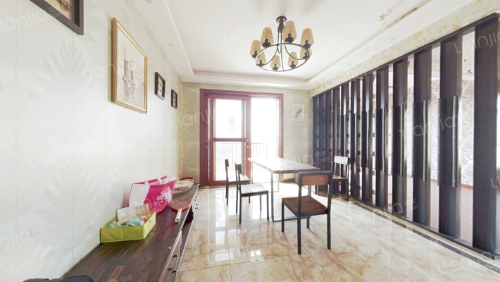 万和花园二手房实景图