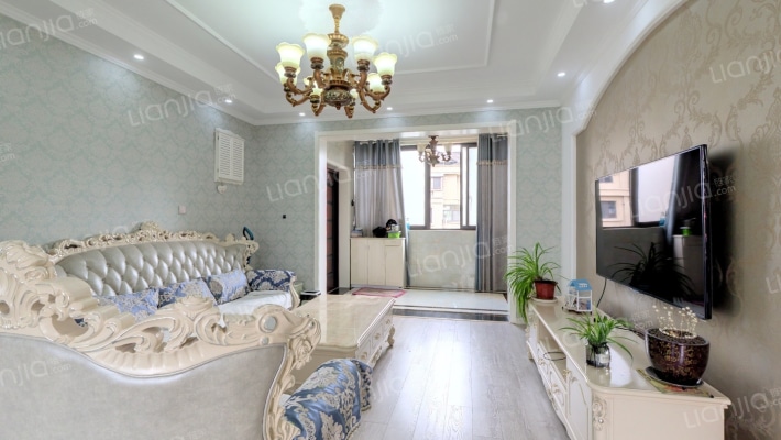 卢浮公馆二手房实景图