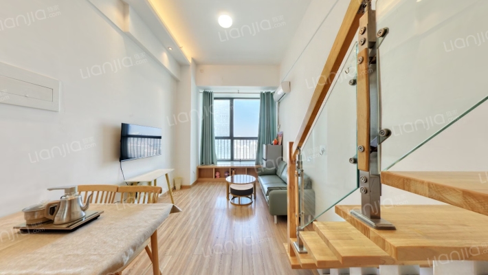 万科大都会二手房实景图