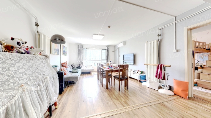 西屋国际二手房实景图