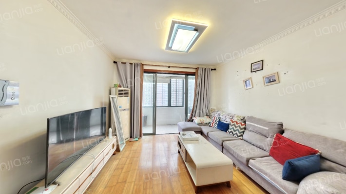 滨湖世纪城徽杰苑二手房实景图