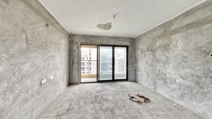 华发依山郡二期二手房实景图