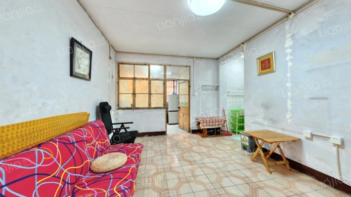 成华大道新鸿路24号二手房实景图