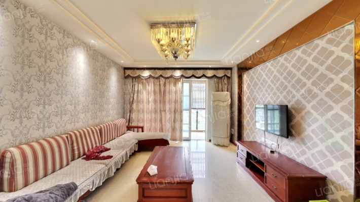 大圆祥山水间小区二手房实景图