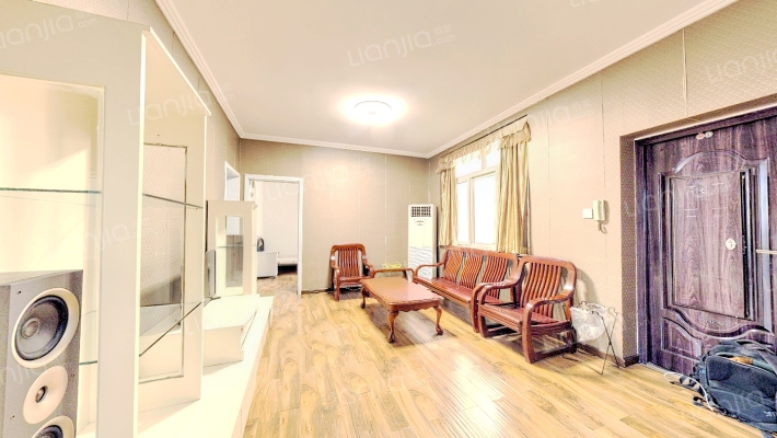 高雄路25号二手房实景图