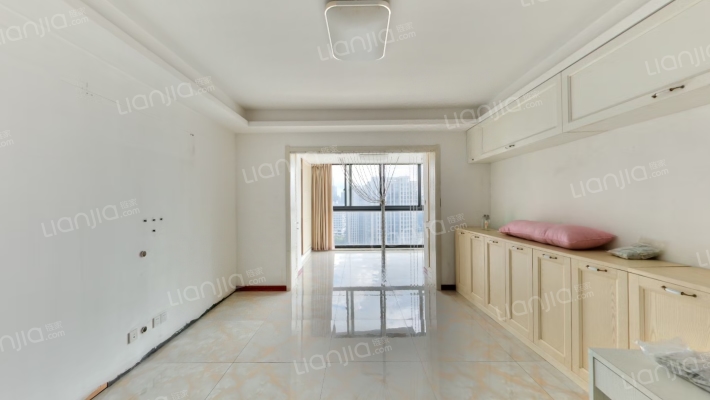 江南国美家园二手房实景图