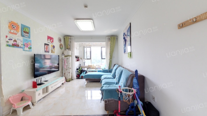 绿地香颂二手房实景图