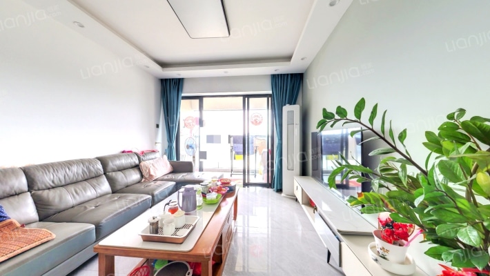 中洲半岛城邦四期二手房实景图