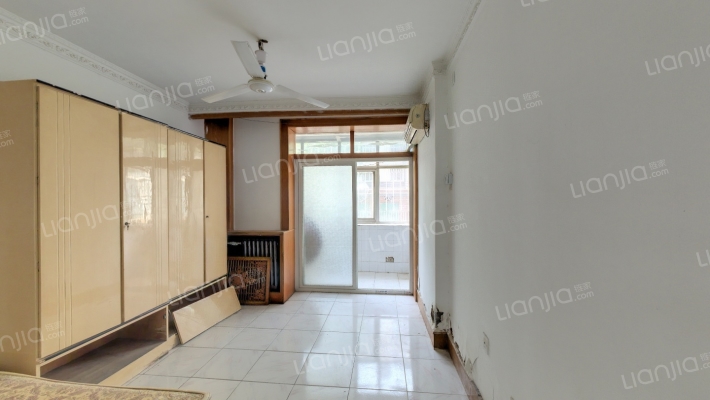 石铁中南小区二手房实景图