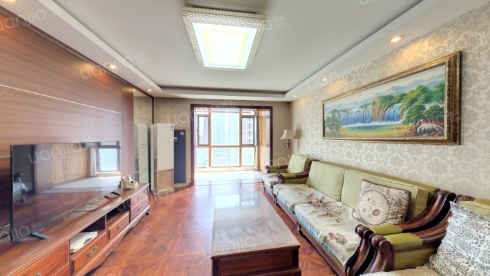 万科城六期二手房实景图