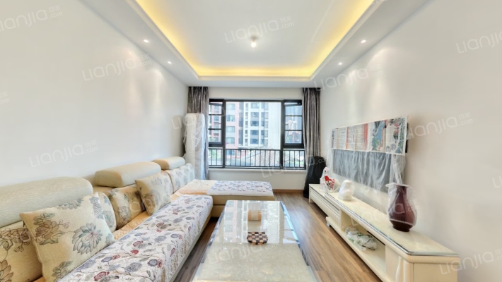 万科金色乐府二手房实景图