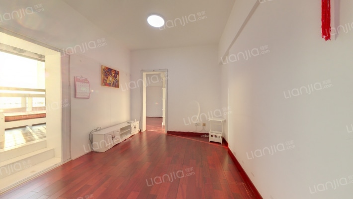 龙岸花园二期二手房实景图