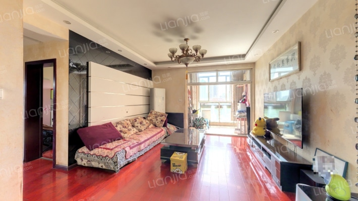 比华利国际城二期二手房实景图