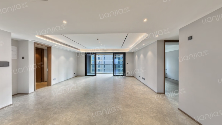 潮展云起二手房实景图
