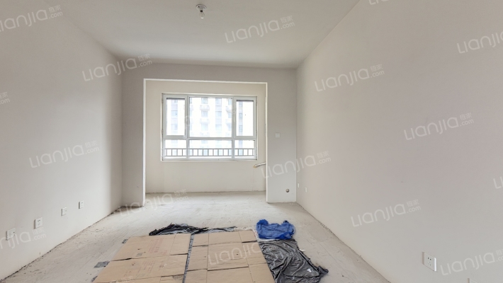 印象城，新小区，临火车站，近高铁，大三居，配套成熟-客厅