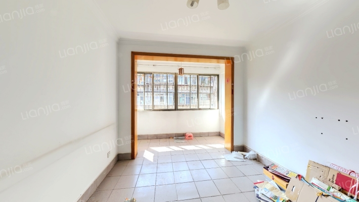 新闻里小区二手房实景图