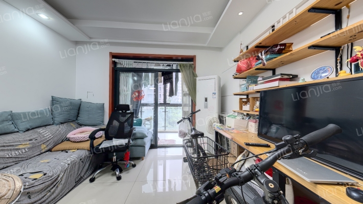 湖畔春天二手房实景图