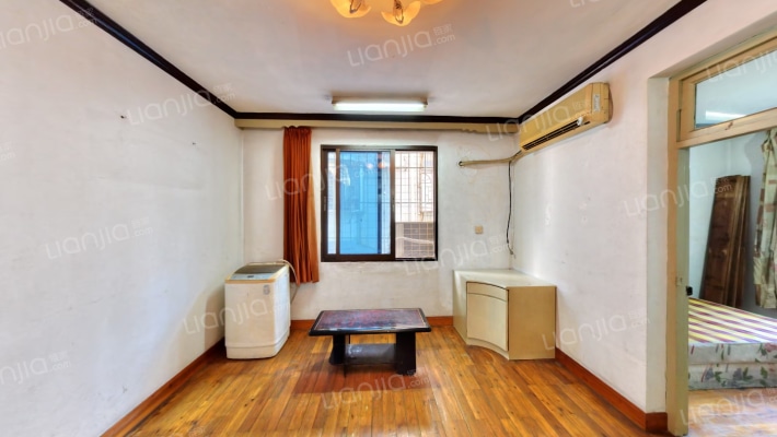 省旅宿舍二手房实景图